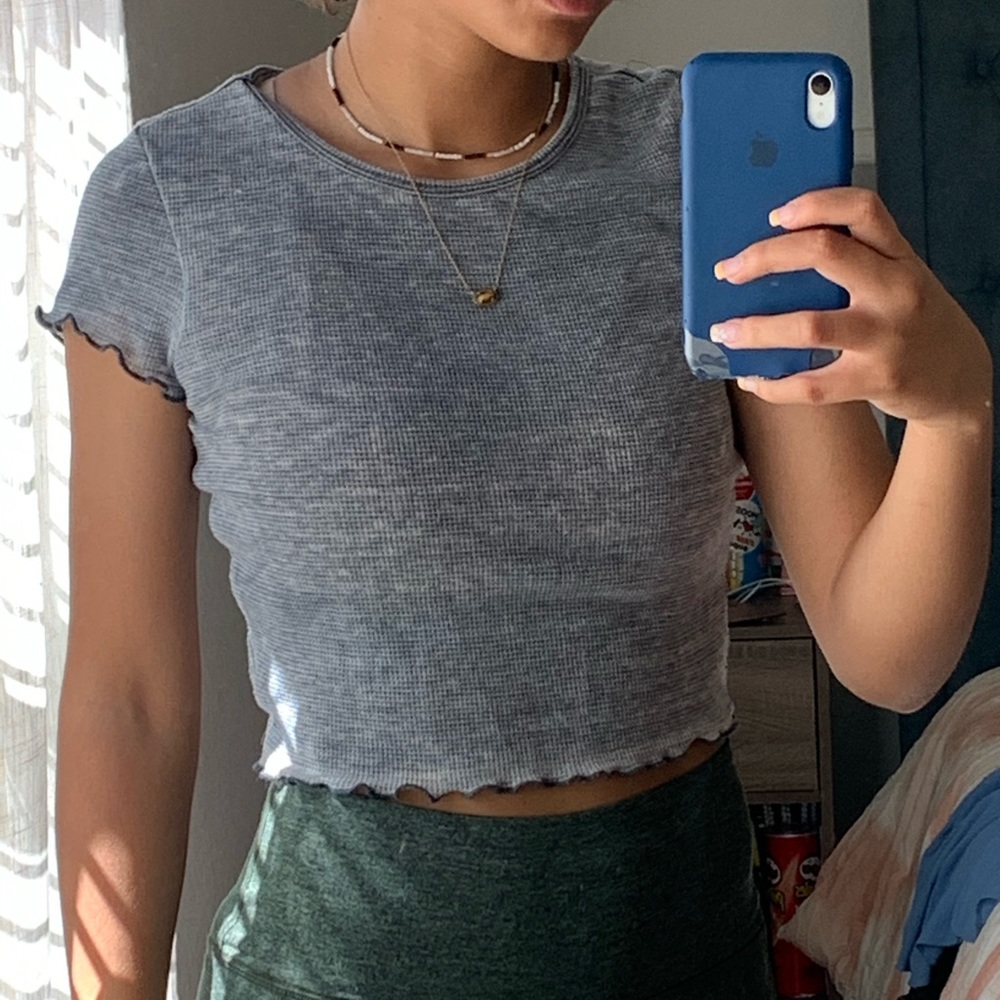 Grey American eagle crop top